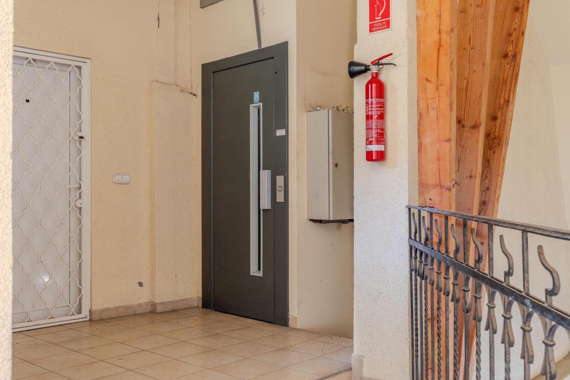 Cozy Flat In The Heart Of Buda Апартаменти *
